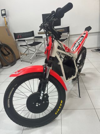 Beta Mini Trial E 16 Eléctrica