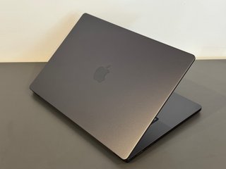 MacBook Pro M4 Max - GARANTIA