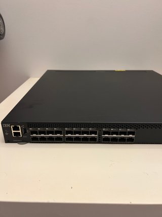 Switch Fibre Channel IBM SAN24B-5 Brocade 24 Port
