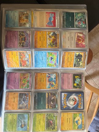 Carte Pokemon Holo / Reverse 2022/2025 150 carte