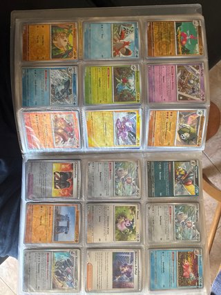 Carte Pokemon Holo / Reverse 2022/2025 150 carte