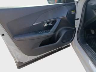 DESDE 243€ AL MES SIN ENTRADA PEUGEOT 2008 BLANCO