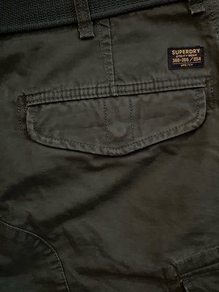 Bermudas Superdry Verde Militar