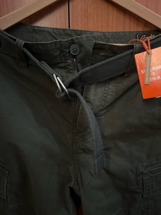 Bermudas Superdry Verde Militar