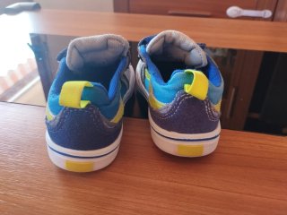 Zapatillas Vans niño talla 22