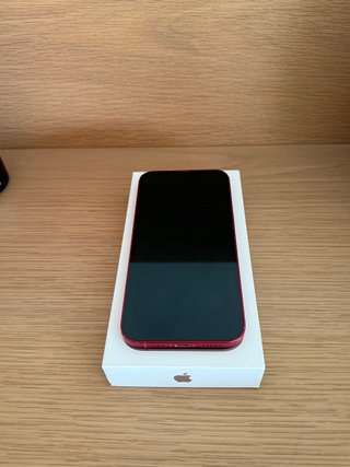 iPhone 13 Rojo - 72% batería