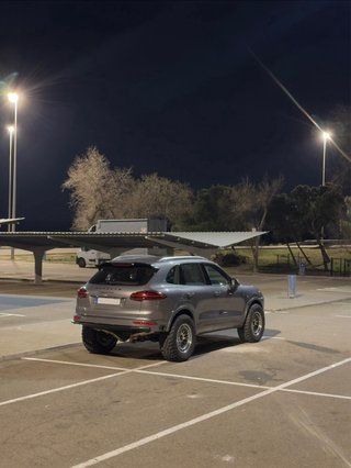 Porsche Cayenne 2012