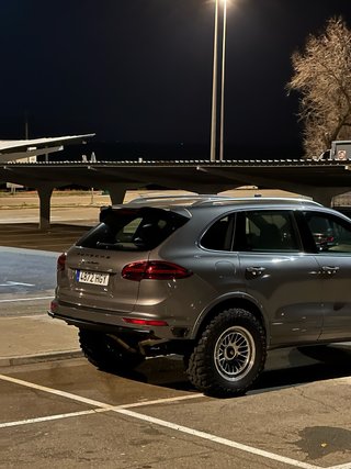 Porsche Cayenne 2012