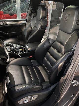 Porsche Cayenne 2012