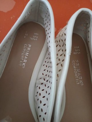 Zapatos planos blancos Primark