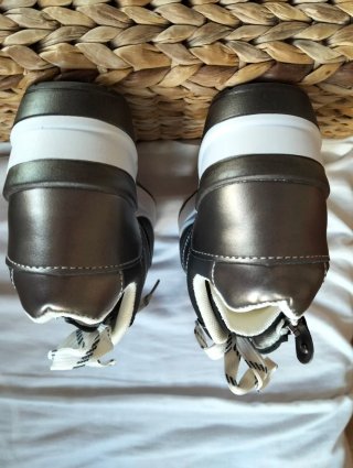 Scarpe donna n.36 nere mai usate