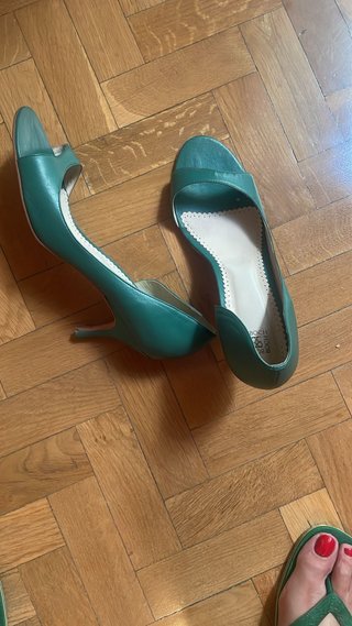 Zapatos verdes de tacón