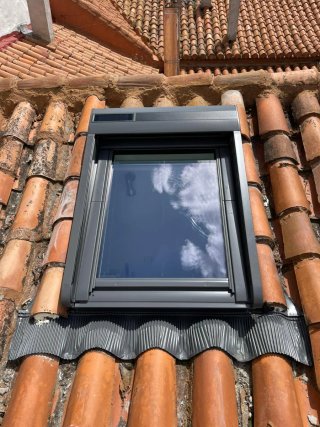 Instalador VELUX: Montaje y Reparación