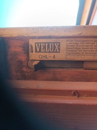 Instalador VELUX: Montaje y Reparación