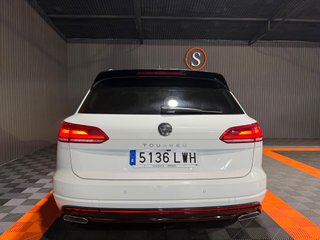 VOLKSWAGEN TOUAREG R-LINE 3.0 V6 TDI 286CV TIP