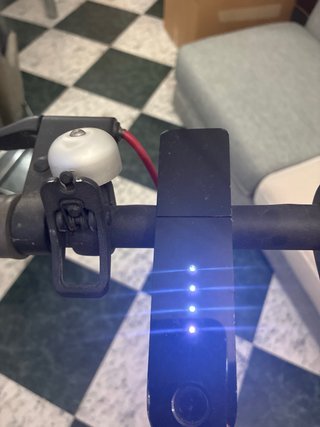 Patinete Xiaomi M365 Blanco con cargador LEER DESC
