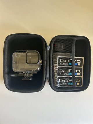 GoPro Hero 12 Black + Accesorios Como nueva