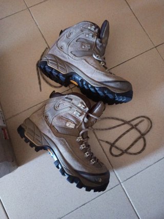 Botas de montaña The North Face Marrón. mujer