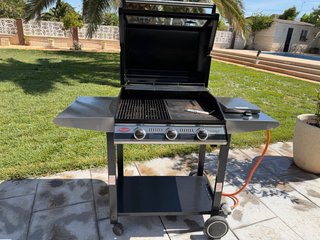 Barbacoa de gas BEEFEATER