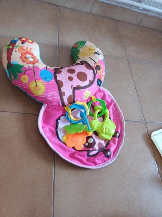 Cojín de actividades para bebé