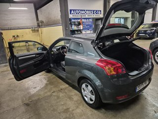 KIA ProCeed 2012