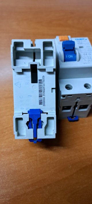 2 x Interruptor Diferencial CHNT NL1-63 40A