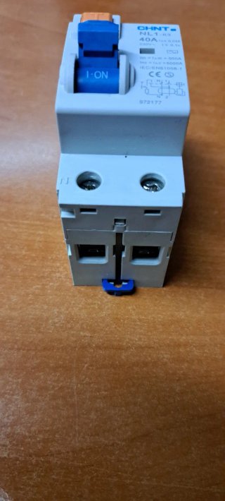 2 x Interruptor Diferencial CHNT NL1-63 40A