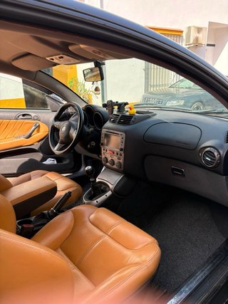Alfa Romeo GT 2005