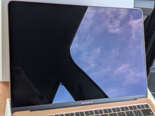 MacBook Air M1 2020 13 8GB 256GB Oro - display ko