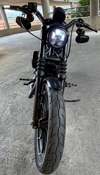 Harley Iron 883 2021 - 3608 km