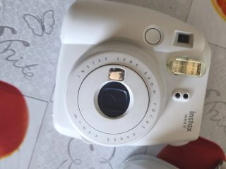 Cámara Fujifilm Instax Mini 9 Blanca