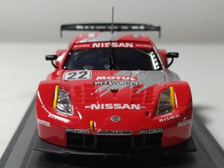 Nissan Z Pitwork Nismo GT500 a escala 1/43 (2004)
