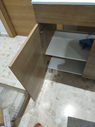Mueble de baño madera y metal