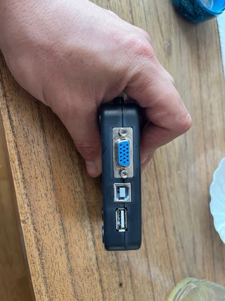MT-VIKI Multiconversor USB 2.0 KVM Switch