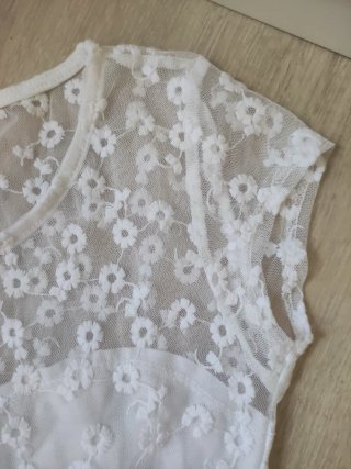 Conjunto juvenil verano blanco floral