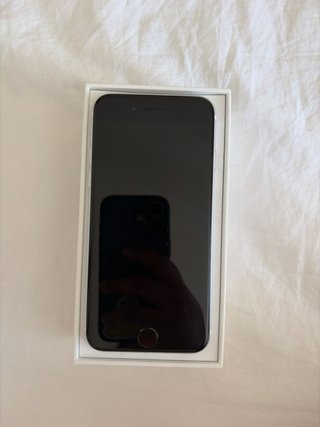 iPhone SE (2ª gen) 2020 Negro/Plata