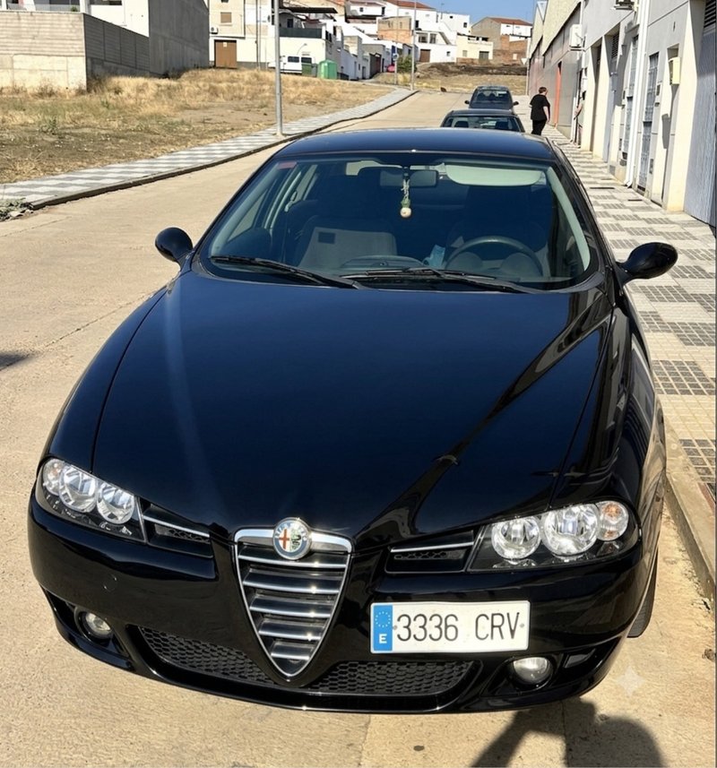 Alfa Romeo 156 2004 - foto 1