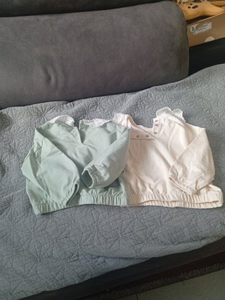 2 sudaderas cuello bebé 18 meses