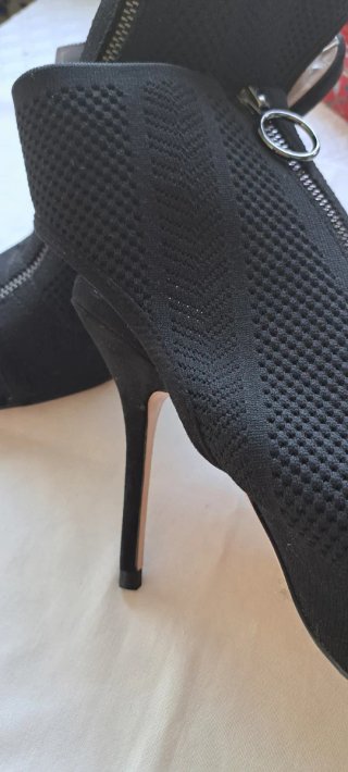 Botines Zara Tacón Cremallera Peep Toe