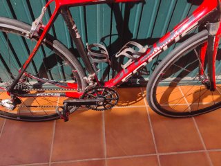 Bicicleta de carretera Focus