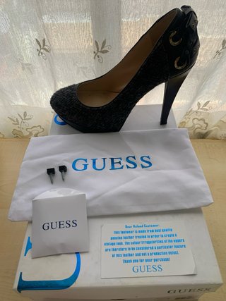 Zapatos de tacón Guess negros/grises talla 37
