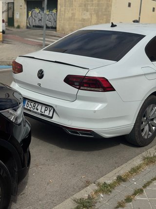 Volkswagen Passat 2022