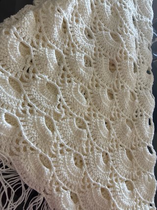 Top de Crochet Artesanal – Trabajo Detallado