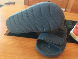 Sandalias niño talla 24