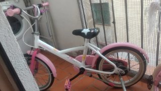 Bicicleta infantil Btwin rosa