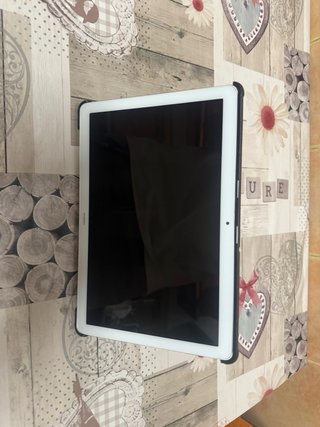 Tablet Huawei Mediapad T5 Beige Con funda nueva!