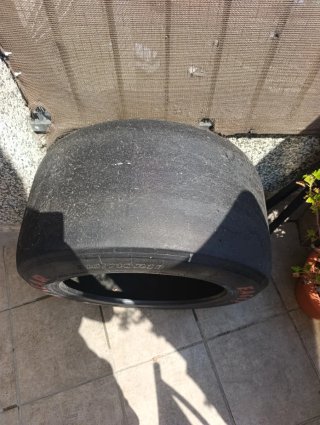 Neumático Goodyear Eagle