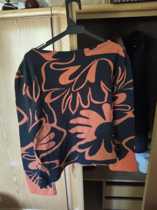 Camiseta TRES BOUTONS manga larga floral L