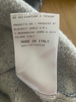 Sudadera Eleventy Gris True is in the Details