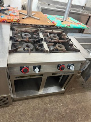 Cocina industrial 4 fuegos